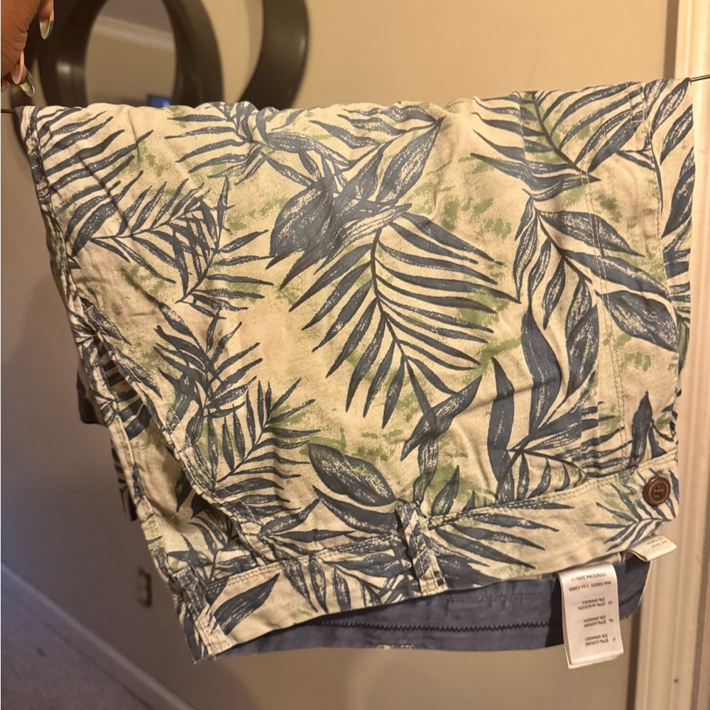 Tropical Print Men's Flat Front Shorts